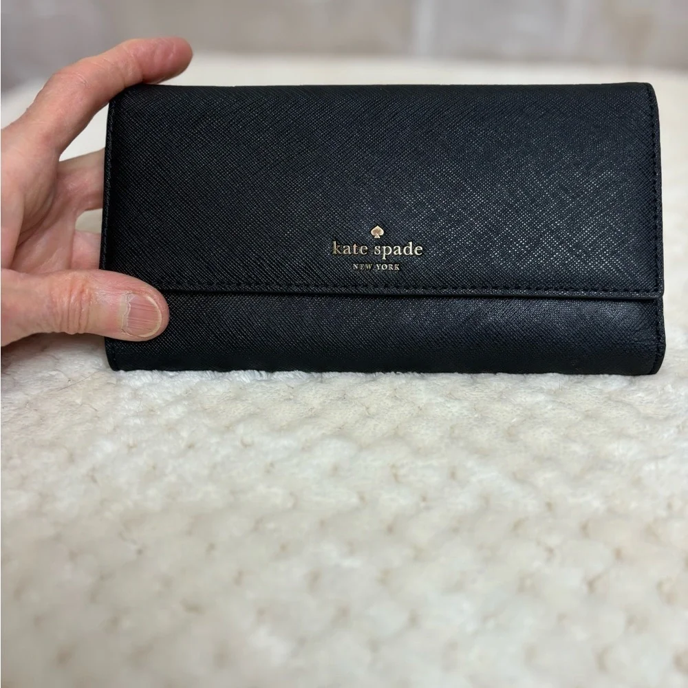 KATE SPADE Saffiano Black Leather Iphone  Wallet